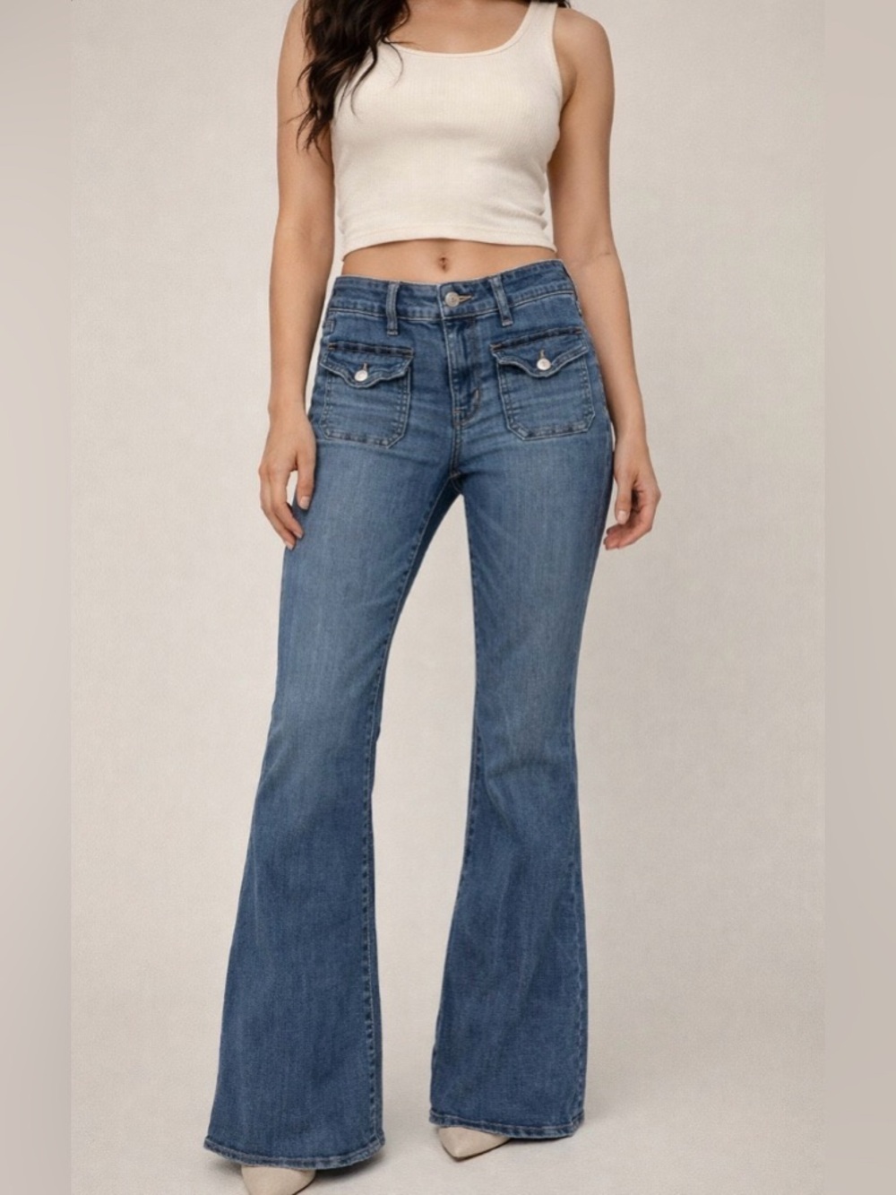 Amercan Eagle Festival Flare Mid- Rise  Medium Wash Jeans Size 6